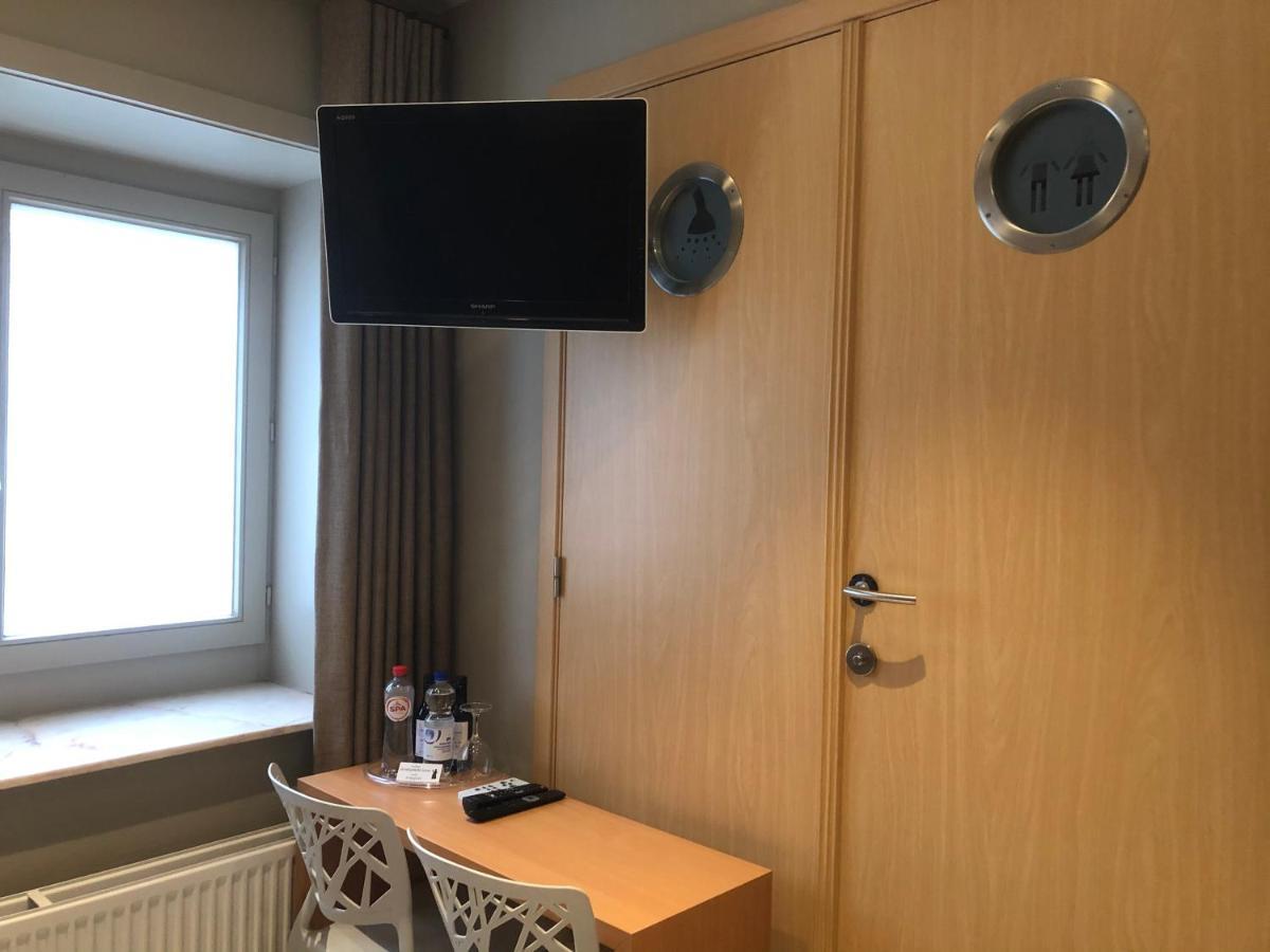 Hotel Duivels Paterke Harelbeeksestraat 29, 8500 Κόρτρικ Εξωτερικό φωτογραφία