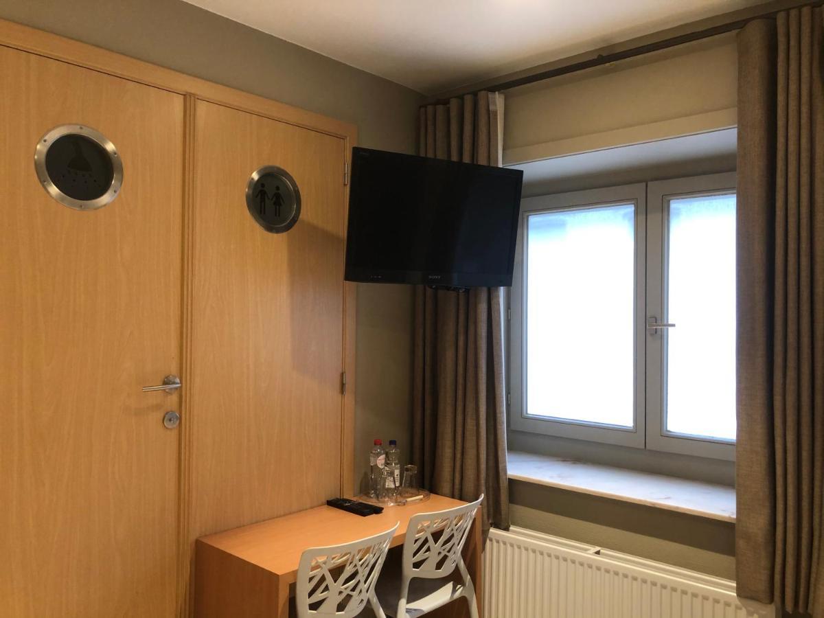 Hotel Duivels Paterke Harelbeeksestraat 29, 8500 Κόρτρικ Εξωτερικό φωτογραφία