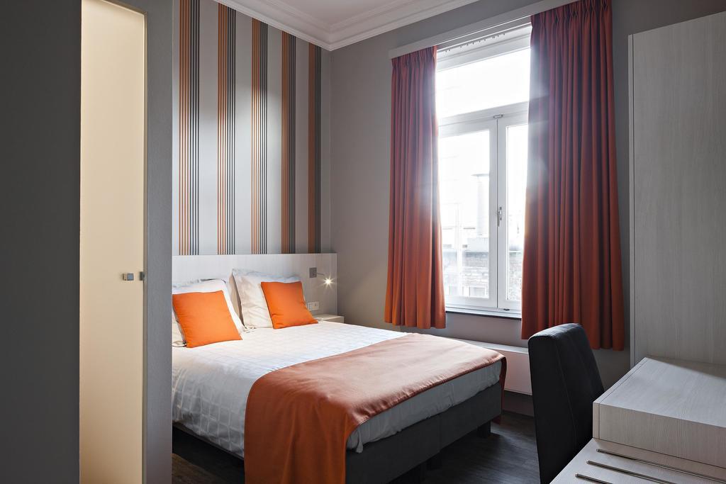 Hotel Duivels Paterke Harelbeeksestraat 29, 8500 Κόρτρικ Εξωτερικό φωτογραφία